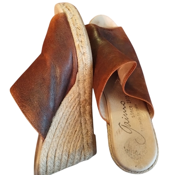 Gaimo Wedge Brown Leather Slide Sandals - Picture 4 of 8